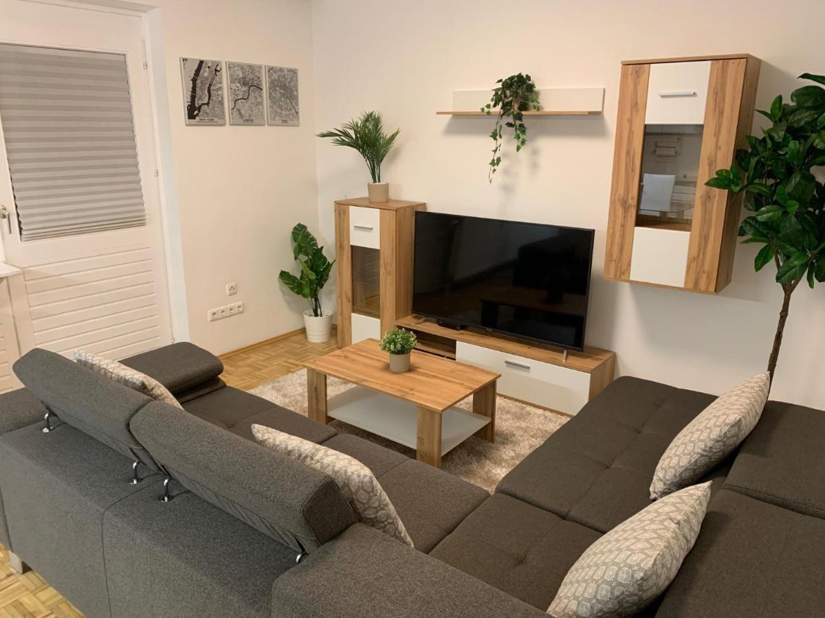Exzellentes Apartment Mit Toller Aussicht! Linz Exterior foto